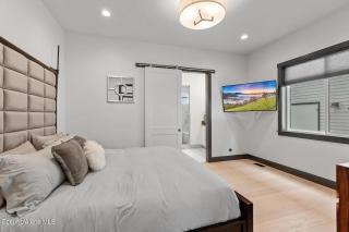 Luxury Home mins from Downtown CDA - 7