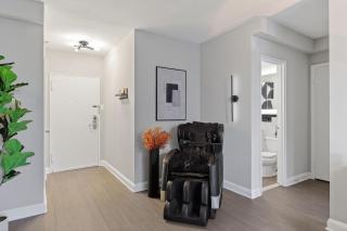 Metro Close - Relax Suite with Massage Chair and Parking - 1
