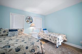 Oceanfront Villa, No Stairs, Pool, Patio, Steps to Coligny - 6