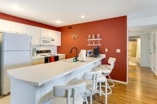 Main Channel View! Condo with Dock and Pool Access - 8