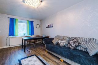 Spacious 3-Bed Home Etihad Stadium Coop Live - 4