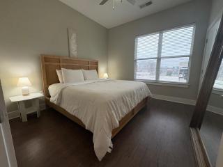 -NEW-The Nash Luxe, Pool, Gym, Nightlife! - 7