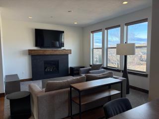 Retreat at Jordanelle 924 4BD Amazing Amenities - 7