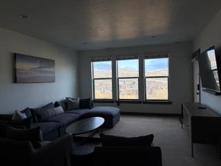 Retreat at Jordanelle 924 4BD Amazing Amenities - 2