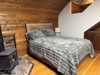 Lovely 2-Floor Heritage Cottage with Loft - 1