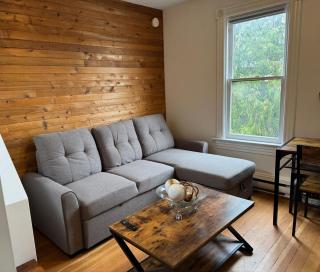 Lovely 2-Floor Heritage Cottage with Loft - 8