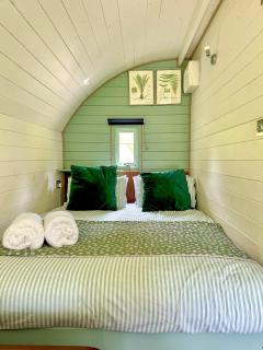 The Mainstay Pod at Hidden Wood Glamping - 6
