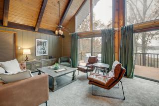 Waterfront Gem with Private Dock on Sullivan Lake! - 2