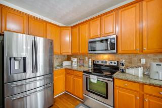 Work, Play and Unwind Inviting Suffolk Home - 5