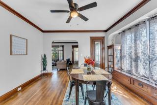 Modern & Cozy 2BR Retreat Near West Blvd - 5