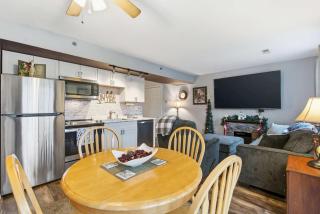 On Lake Time Taneycomo - Amazing Views - 3