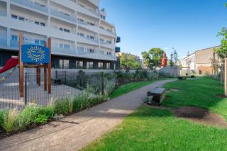 New Modern Home-Projector-Nespresso-View-Balcony - 1