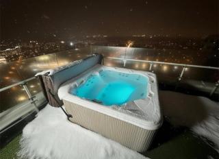 Exclusive Penthouse And SPA - 9