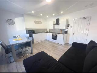 The Central Suite Blackpool 10 minute walk to Tower and Beach - 9