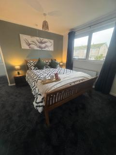 Lake District Fully Furnished Home - 9