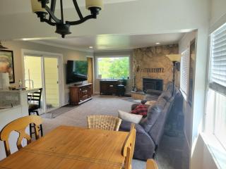 Historic HM, Mountain Views, Hot Tub, Steam Room - 3