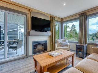 Oceanside GetAway at Pacific Shores - 8