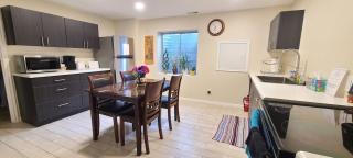 Entire Huge Basement! Fast Wifi! Private Entrance! - 3