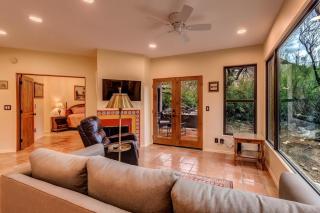 A Spectacular Retreat with Amazing Mountain Views! - 7