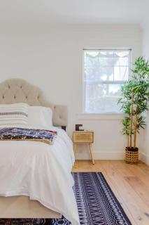 Spacious 4BR Games Workspace Outdoor Fun - 4