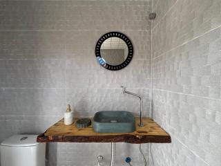 Suite 01 com piscina e acesso à praia da Riviera e Itaguare - Bertioga - 2