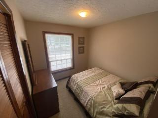 Cozy and Comfy Ski Chalet - 1