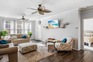 Old Canal Getaway Stay for 6 - 7