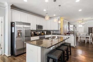 Old Canal Getaway Stay for 6 - 4