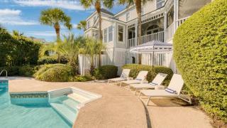 Haven by AvantStay Luxury Beachfront Home w Pool Gorgeous Patios - 9