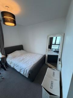 Stylish Penthouse In Moseley, Birmingham - 4