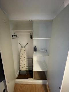 Croydon 1 bedroom Apartment - 8