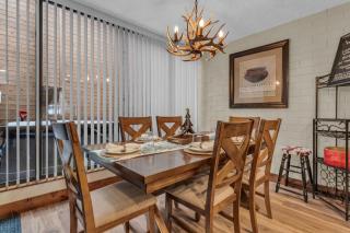 Park Ave Condo Pool Access Near Skiing - 2