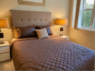 Resort-Style Family Getaway in Santa Monica - 3