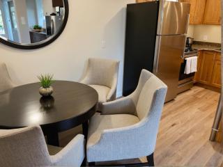 Resort-Style Family Getaway in Santa Monica - 8