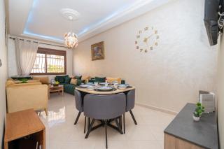 Cocon Familial chaleureux, 2 SDB, Wifi Rapide - 2