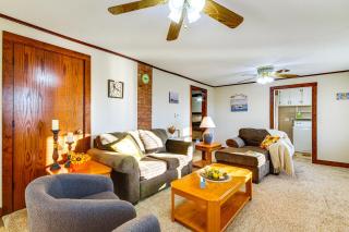 2 Mi to Stockton Lake Family Home with Grill - 6