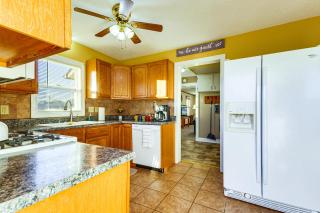 2 Mi to Stockton Lake Family Home with Grill - 1