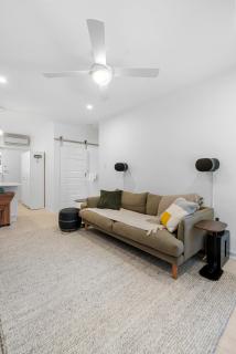 Belle Escapes - Henley Beach Retreat - 4