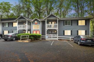 Crest at East Cobb 1830G I Spacious 2Bd 2Bt - 6
