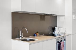 Belise - 16th floor Executive Apt for 2 plus parking - 9