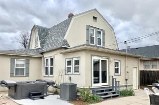 Garden Home & Hot Tub Monthly Rental - 4