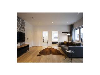 Q-Stall, Apartment 01 - 1