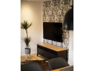 Q-Stall, Apartment 03 - 3