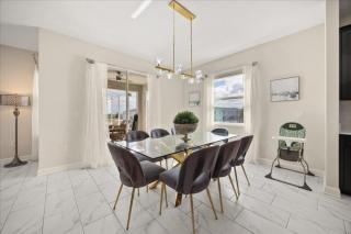 6 Bedrooms 5 Bathrooms Champions 1097 Ls - 4