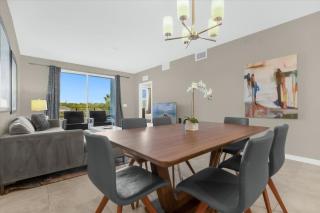 2 Bedrooms 2 Bathrooms Storey Lake 4731-204Ct - 2