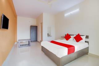 Hotel O P N K Suites - 3