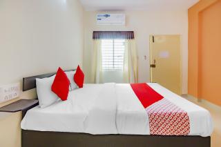 Hotel O P N K Suites - 2