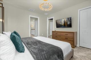 9 Bedroom 5 Bathroom Storey Lake 2846 Sc - 1