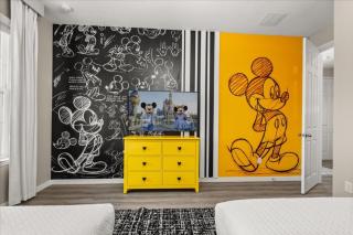 7 Bedrooms 65 Bathrooms Solara 1604 Hg - 2