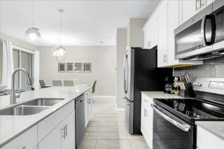 4 Bedroom 3 Bathroom Storey Lake 4821 Ml - 6